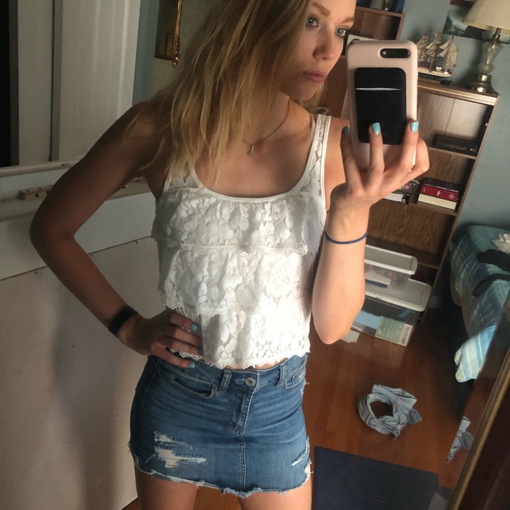 Ruffled lace crop top